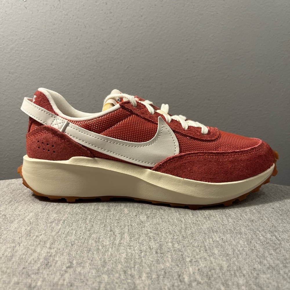 Nike Waffle Debut Vintage Adobe Sail Coconut milk Women's Shoe Size 7 DX2931-600 - Picture 2 of 11